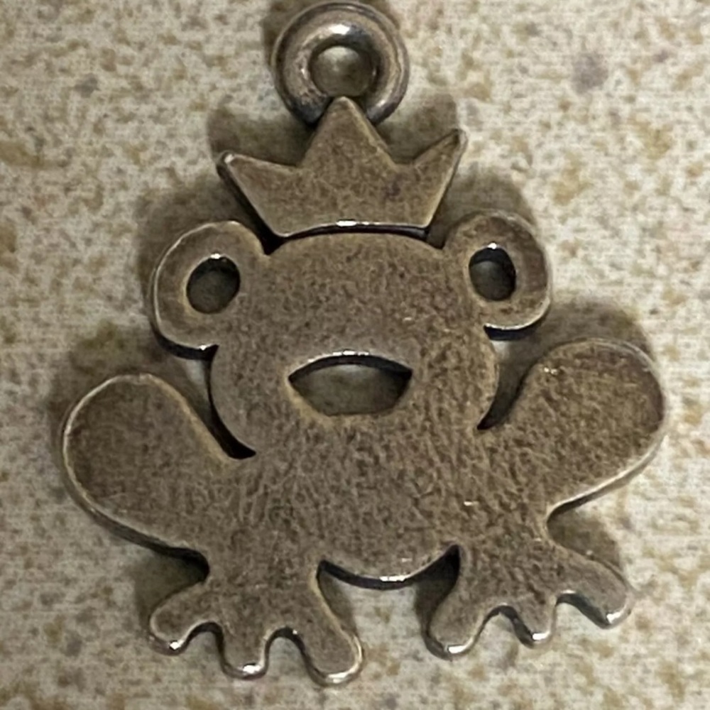 James Avery Frog Prince Charm no jump ring